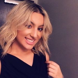 Meet your Posher, Leah